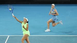 克雷桑传射卡兰加进球+红牌 泰山4-1十人大连